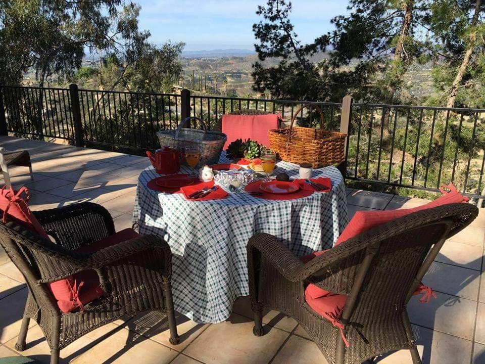 Rainbow Guest House Fallbrook Exteriér fotografie